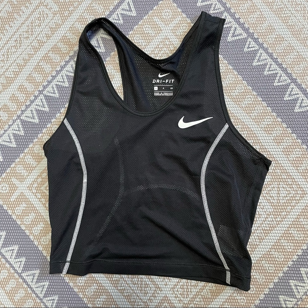 Nike dri-fit crop top size small